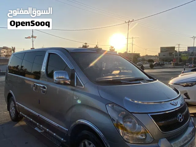 2013 هيونداي H1 Standard