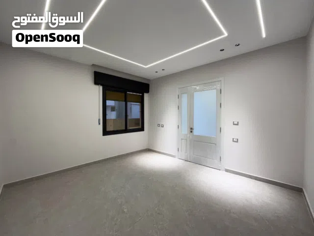 190 m2 3 Bedrooms Apartments for Rent in Tripoli Al-Serraj