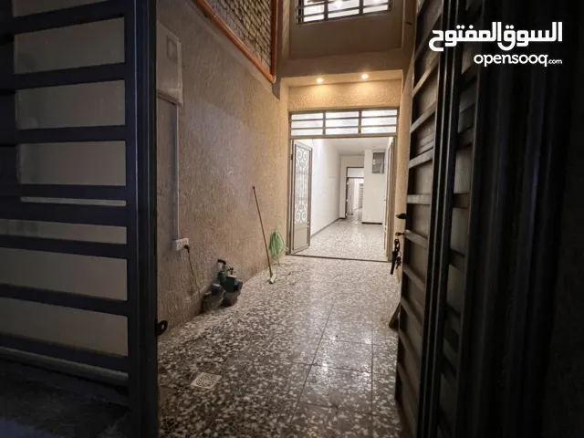 عقار للبيع على شارع تجاري في الاعظمية السفينة