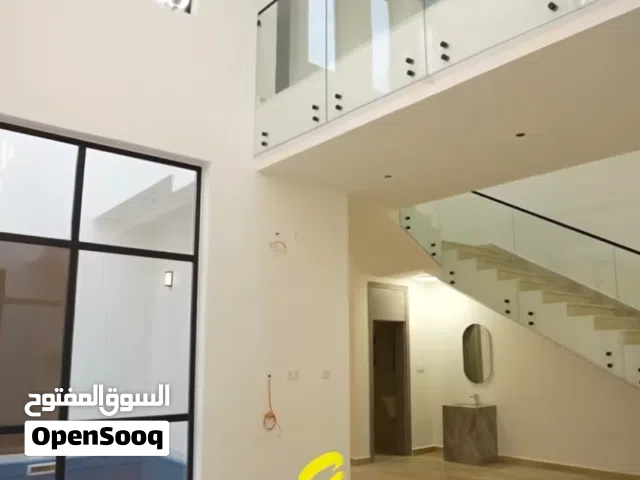 فيلا راقية في حي الراوية المعبيله