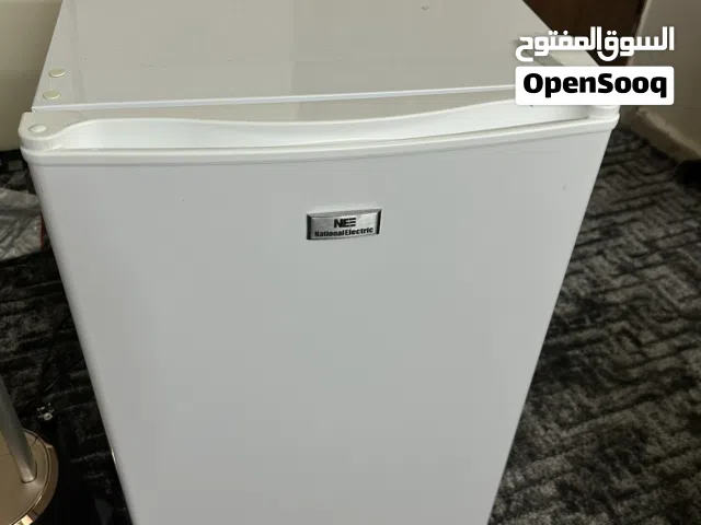 ثلاجه من ماركة National Electric بحاله ممتازه  استعمال شهر فقط