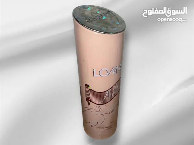 مسك وعطور.