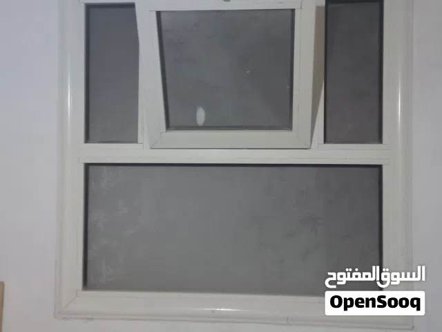 شباك مستعمل