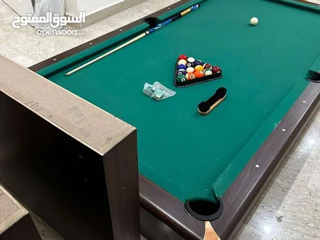 طاولة بلياردو بالقياسات العالمية