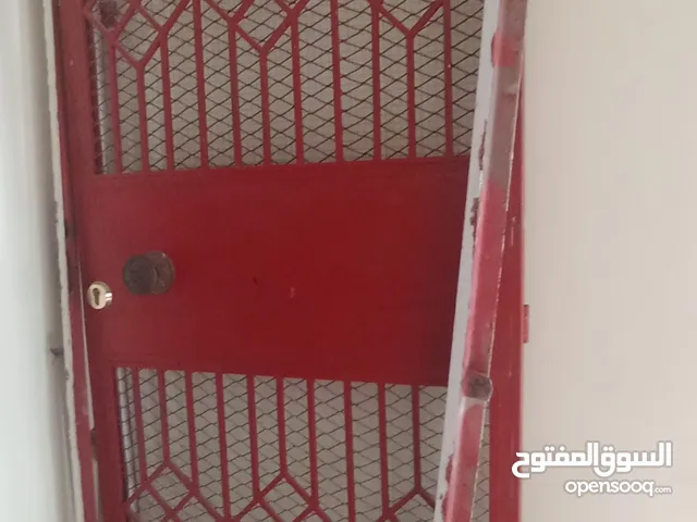 باب مستعملة للبيع