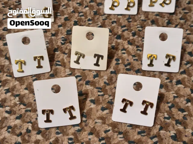 حلق أذن للأطفال