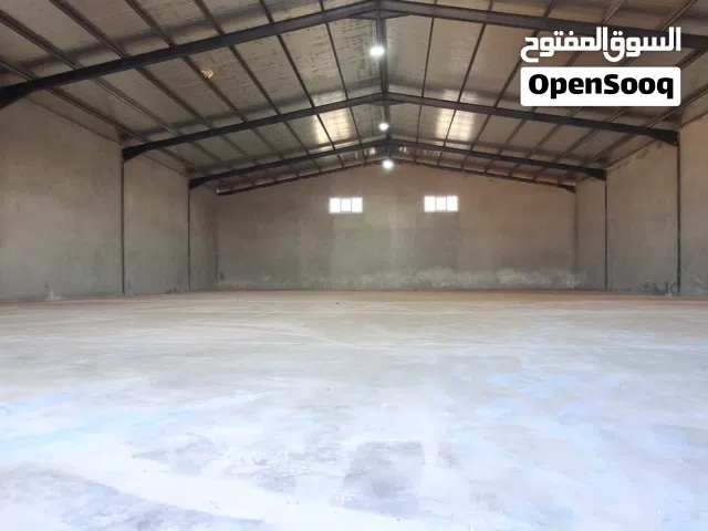 هنجر حديث للإيجار (موقع استراتيجي على الطريق الرئيسي)