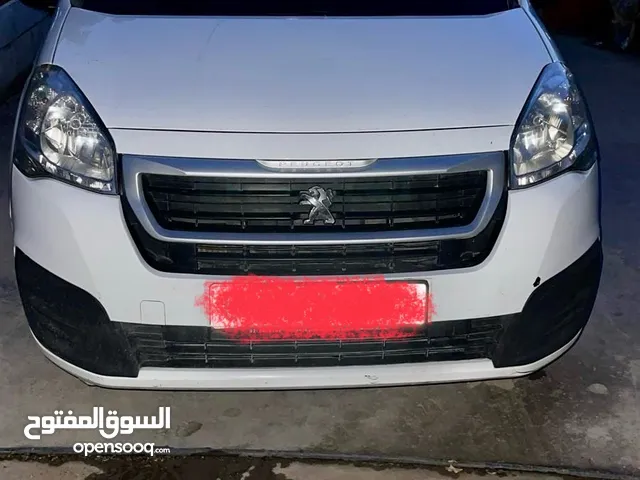 بيجو بارتنر 2018