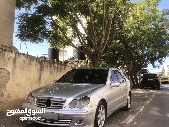 مرسيدس c220 اصل عمومي موديل 2006 بحالة ممتازة
