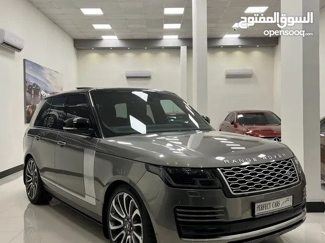 Land Rover Range Rover 2018 in Muscat