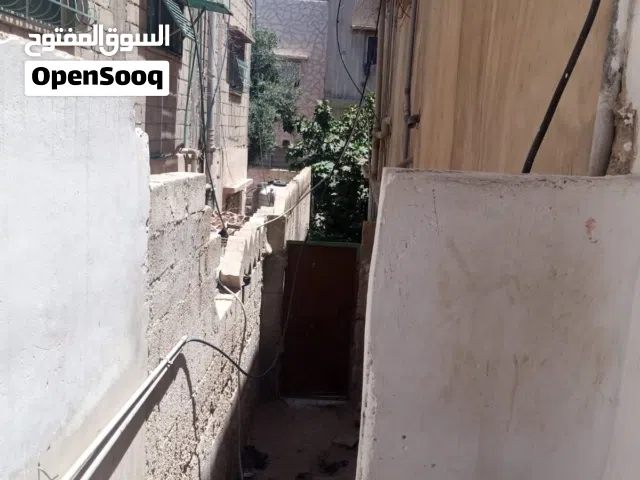 127 m2 3 Bedrooms Townhouse for Sale in Zarqa Al Tatweer Al Hadari