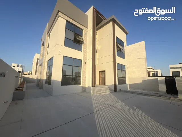 510 m2 More than 6 bedrooms Villa for Sale in Abu Dhabi Al Shamkhah