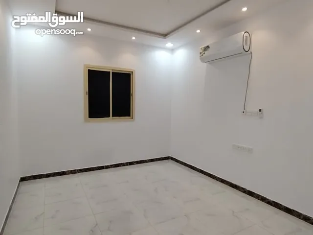 شقة للإيجار بحي القادسيه الرياض