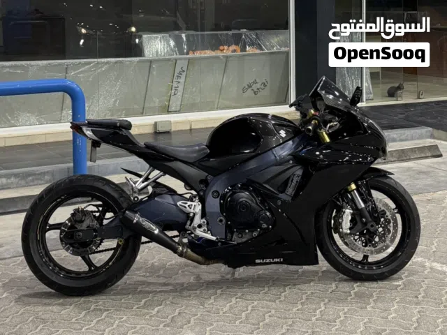 دراجة نارية للبيع سوزوكي GSX-R 750 موديل 2012