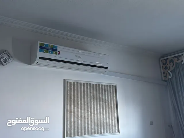 للبيع شقة فاخرة في قلب عجمان - الراشدية، أبراج الخور بإطلالة 3 غرف نوم واسعة