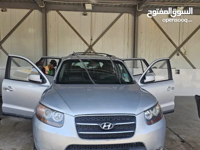 Used Hyundai Santa Fe in Basra