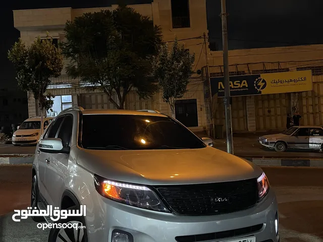 Used Kia Sorento in Hebron