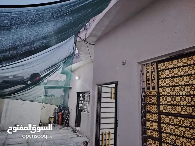 350 m2 2 Bedrooms Townhouse for Sale in Basra Abu Al-Khaseeb
