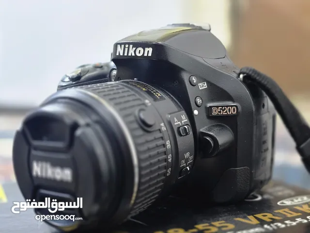 نيكون D5200 كامل ملحقات مع زوم اضافي اقرو الوصف