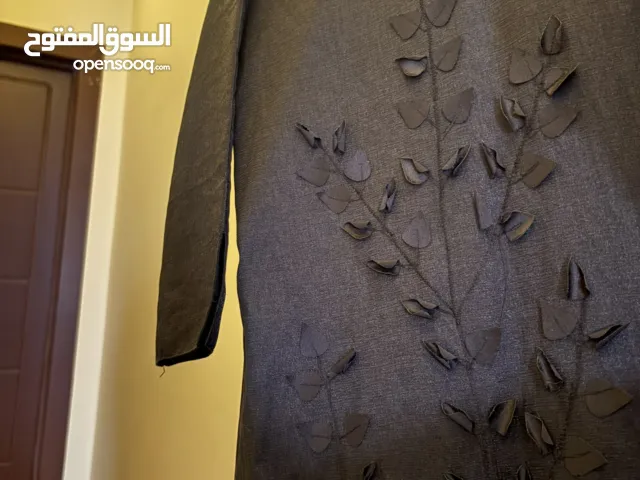 عبايه سوداء