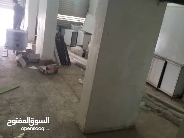 2 محلات مع البدروم شارع 24 جوله المحافظه بيت بوس