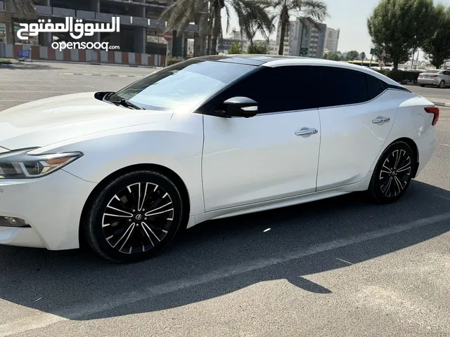 2016 Nissan Maxima Platinum, US Specs