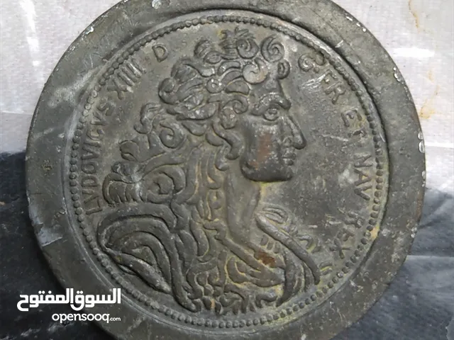 للبيع عمله الملك الفرنسي لويس السادس عشر عمر العمله 600 عام بلمفيد المختصر عمر العمله 6 قرون