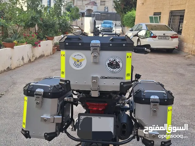 شنط وحقاىب أصلية لدراجة نارية
