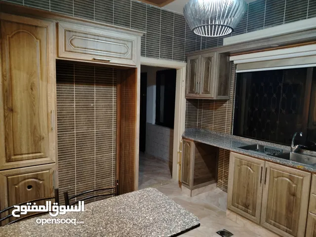 شقه فارغه للايجار الجبيهه الريان مقابل التعليم العالي