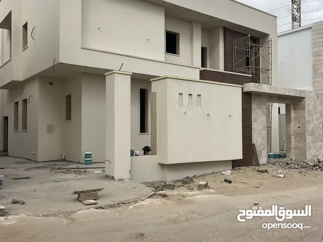 600 m2 3 Bedrooms Villa for Sale in Benghazi Venice