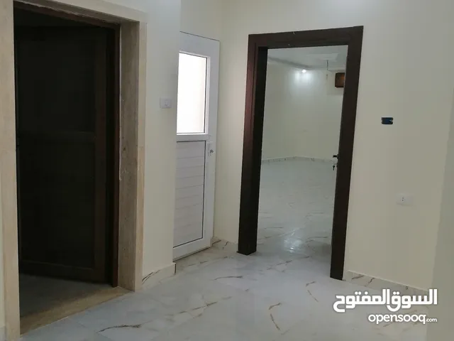 200 m2 3 Bedrooms Townhouse for Rent in Tripoli Souq Al-Juma'a