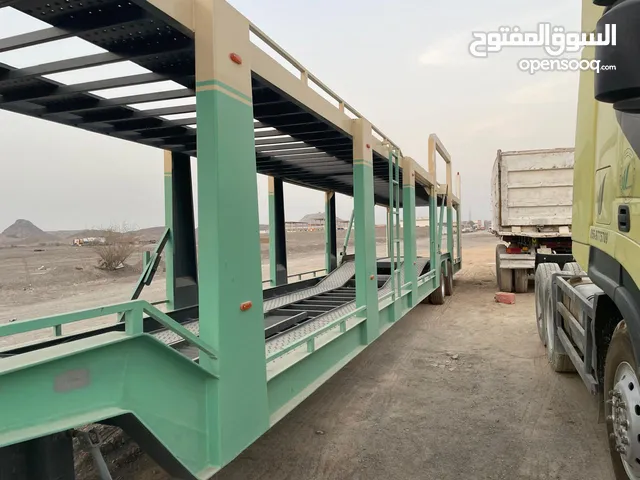 ناقلة سيارات جديدة