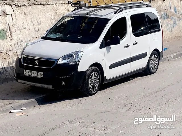 بيجو بارنتر 2018