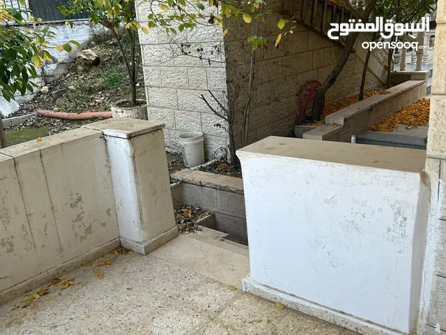 137 m2 3 Bedrooms Apartments for Sale in Ramallah and Al-Bireh Al Irsal St.