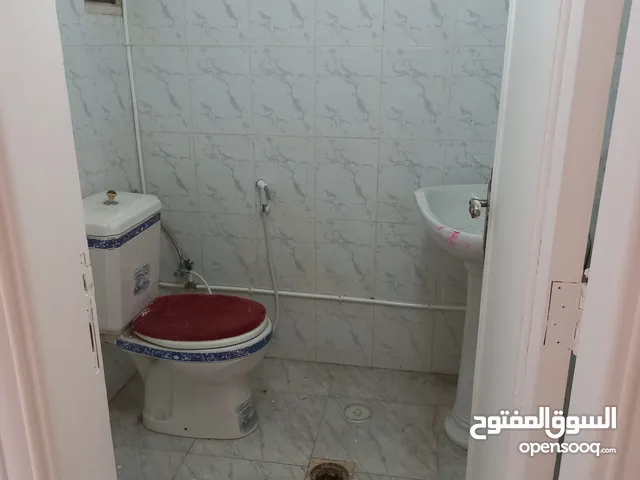 100 m2 2 Bedrooms Apartments for Rent in Amman Al Hashmi Al Shamali