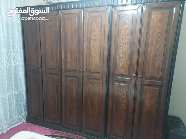 غرفة نوم كاملة تفصيل زان اصلي تقيلة مع فرشتها مافيها ولا شي بسعر مغري للجادين فقط
