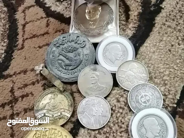 نشتري المسكوكات العراقية وطوابع والانواط