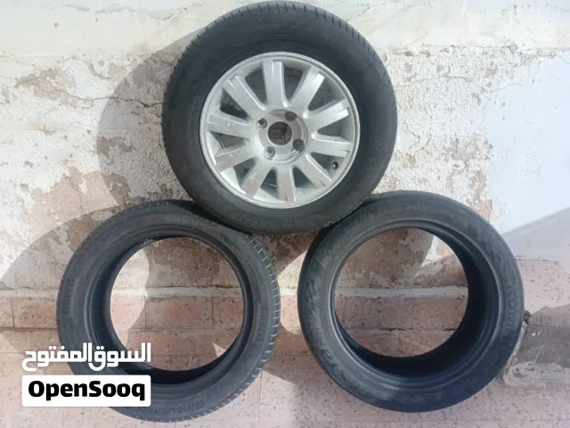 سلام عليكم موجود تلاتة قومات مستعملات زوز 17 من غير ديسكو وقومة 15 بديسكو الالمونيوم متعها للبيع