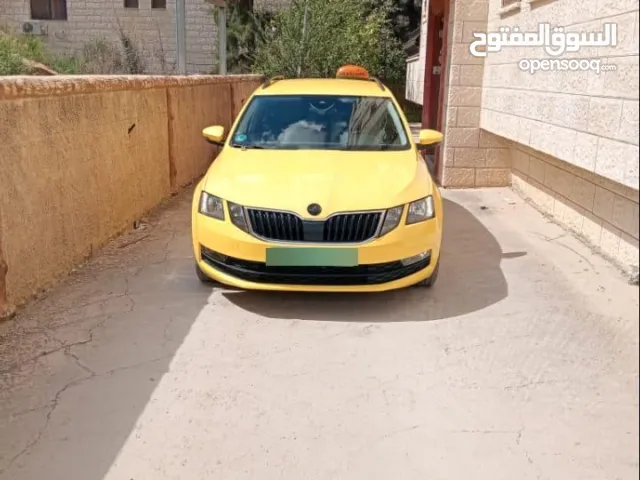 السيارة بحالة ممتازة بدون حوادث ولا غلطة الحمدلله احسن من البرايڤت تعال افحص وشوف وتفحص وين بدك