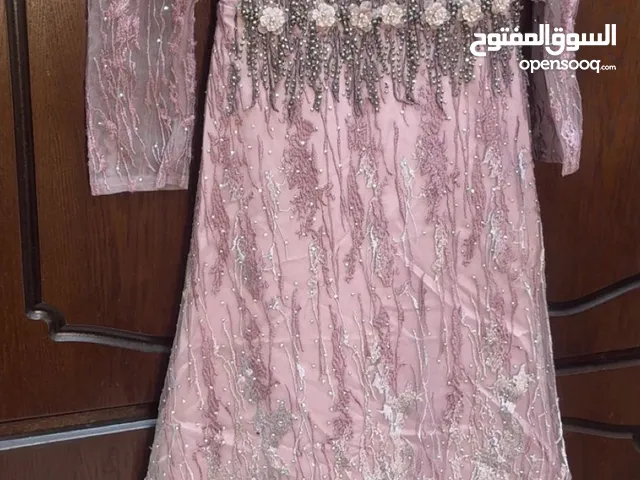 فستان عرس او خطبة راقي جدا
