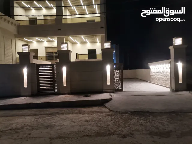 205 m2 3 Bedrooms Apartments for Sale in Irbid Petra Street