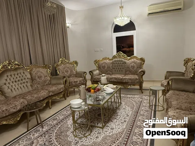 للبيع اثاث مجلس وصالات طقم مصري حالة ممتازة