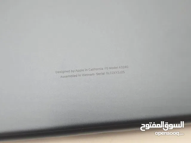 2025 Apple MacBooks Air 13-inch