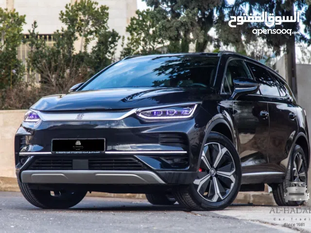 BYD TANG  FULL OPTION (730km بالشحنة)