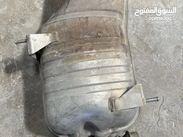 برميل خلفي e46 اصلي نظيف