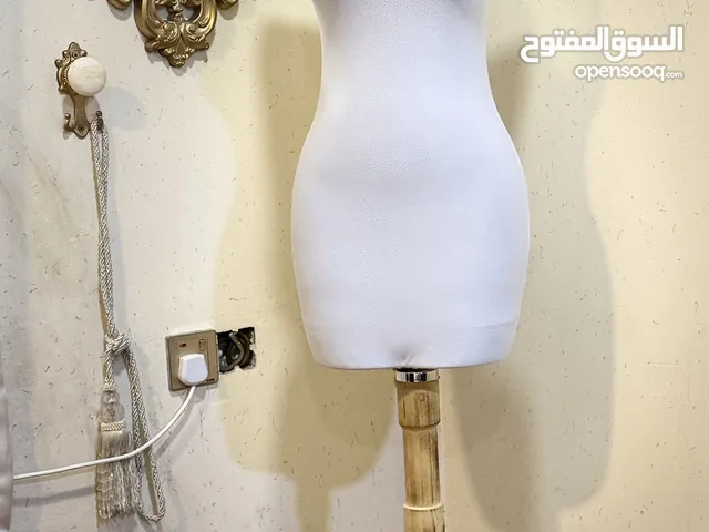 مليكان نسائي ابيض استخدام قليل سعر مناسب توصيل مجاني لكل العراق