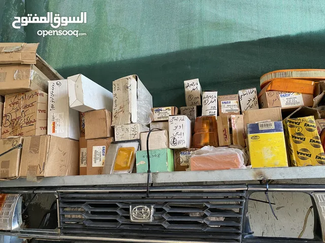 اضوية سيارات جديدة بالكرتونة