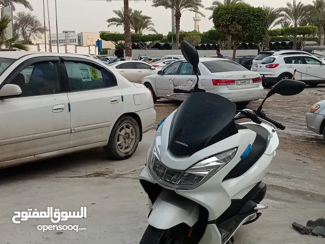 Honda PCX150 2016 in Tripoli