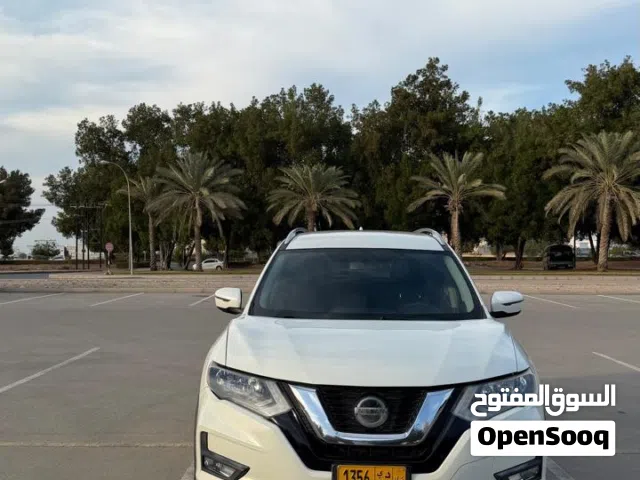 نيسان من نوع روج للبيع موديل 2018