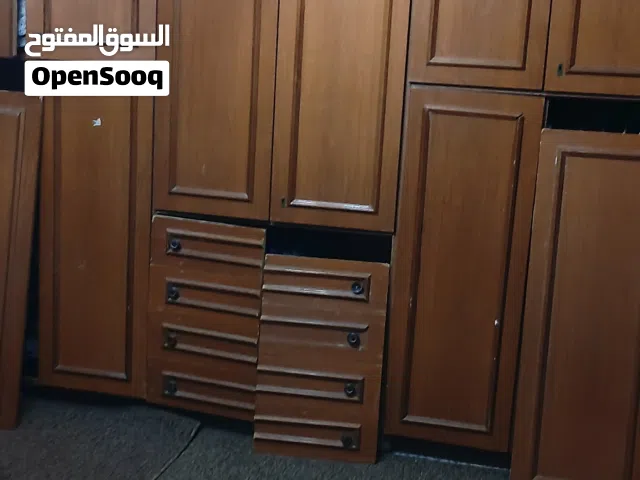 دولاب مهني وسرير زوجي،بالكمادينو وبوفيه ومدخل